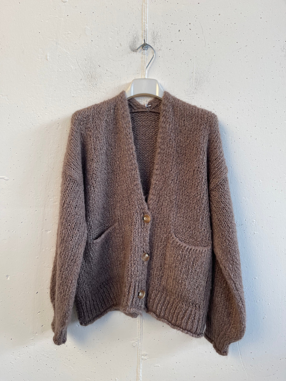 Carigan in mohair con bottoni