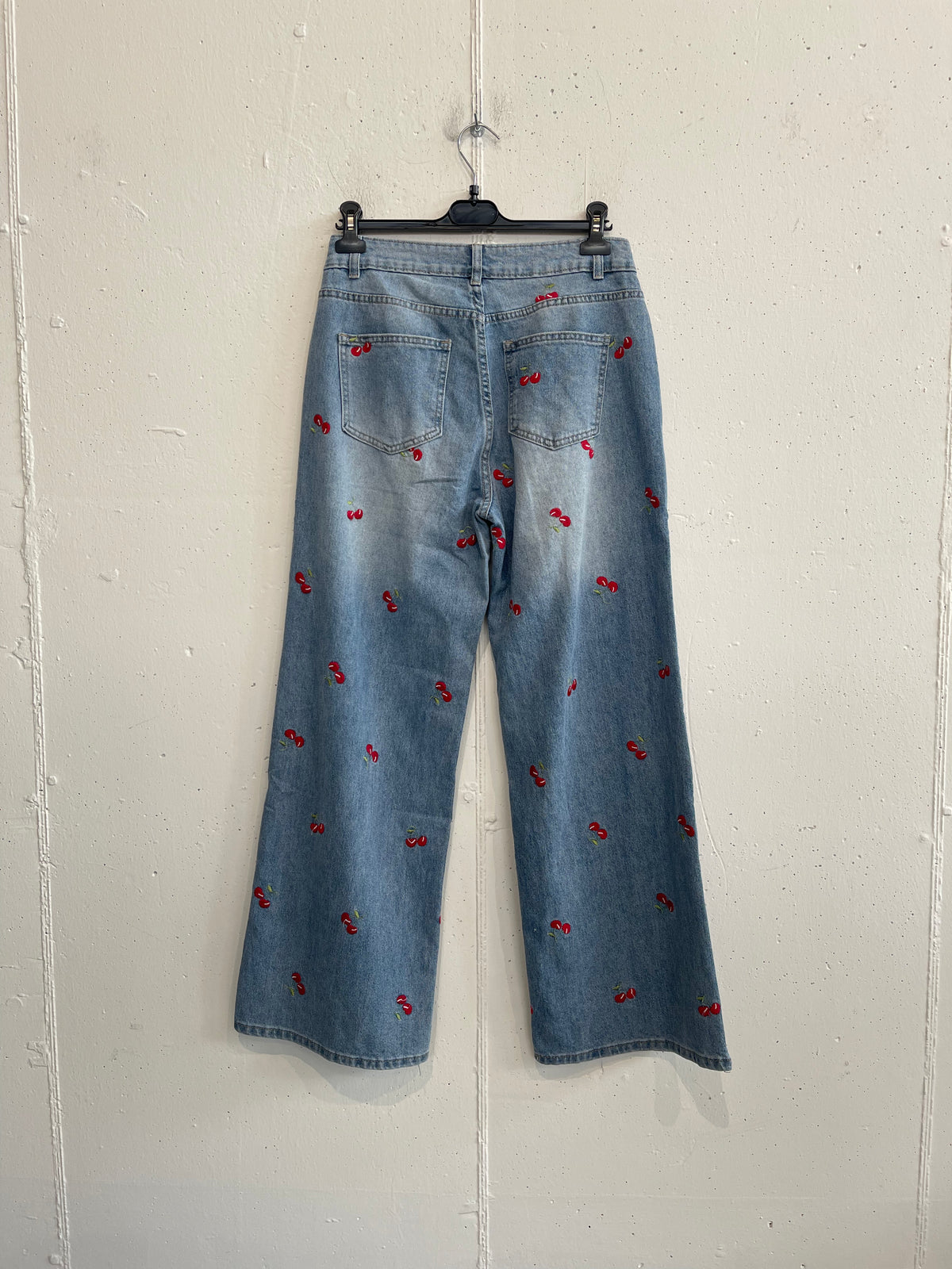 Jeans Ciliegine