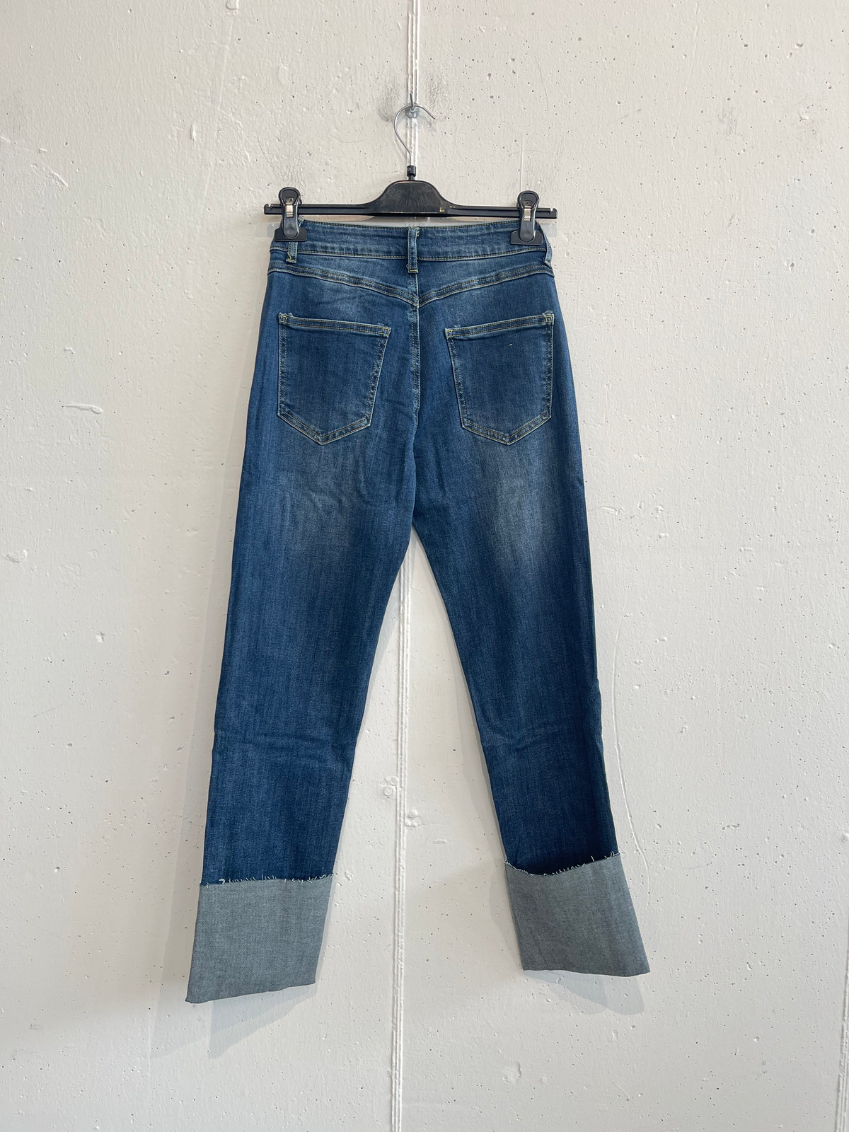 Jeans con balza
