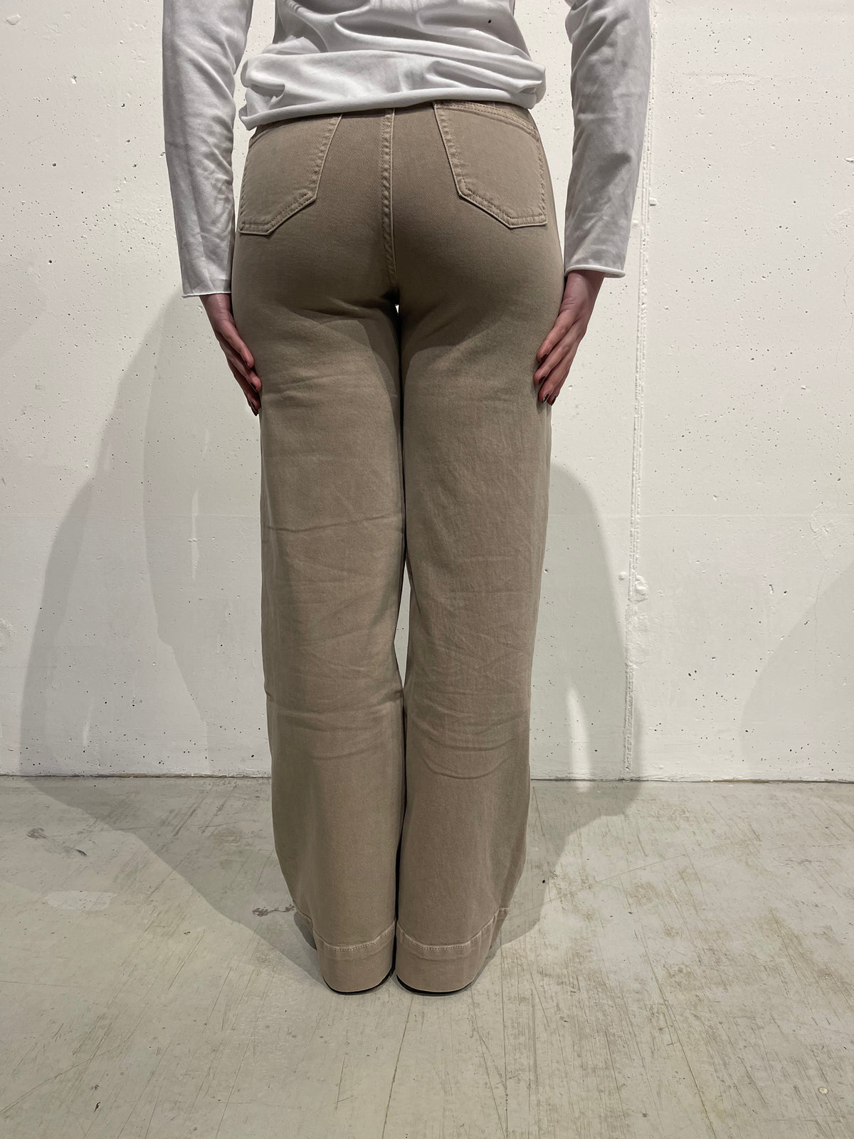 Pantalone con taschine