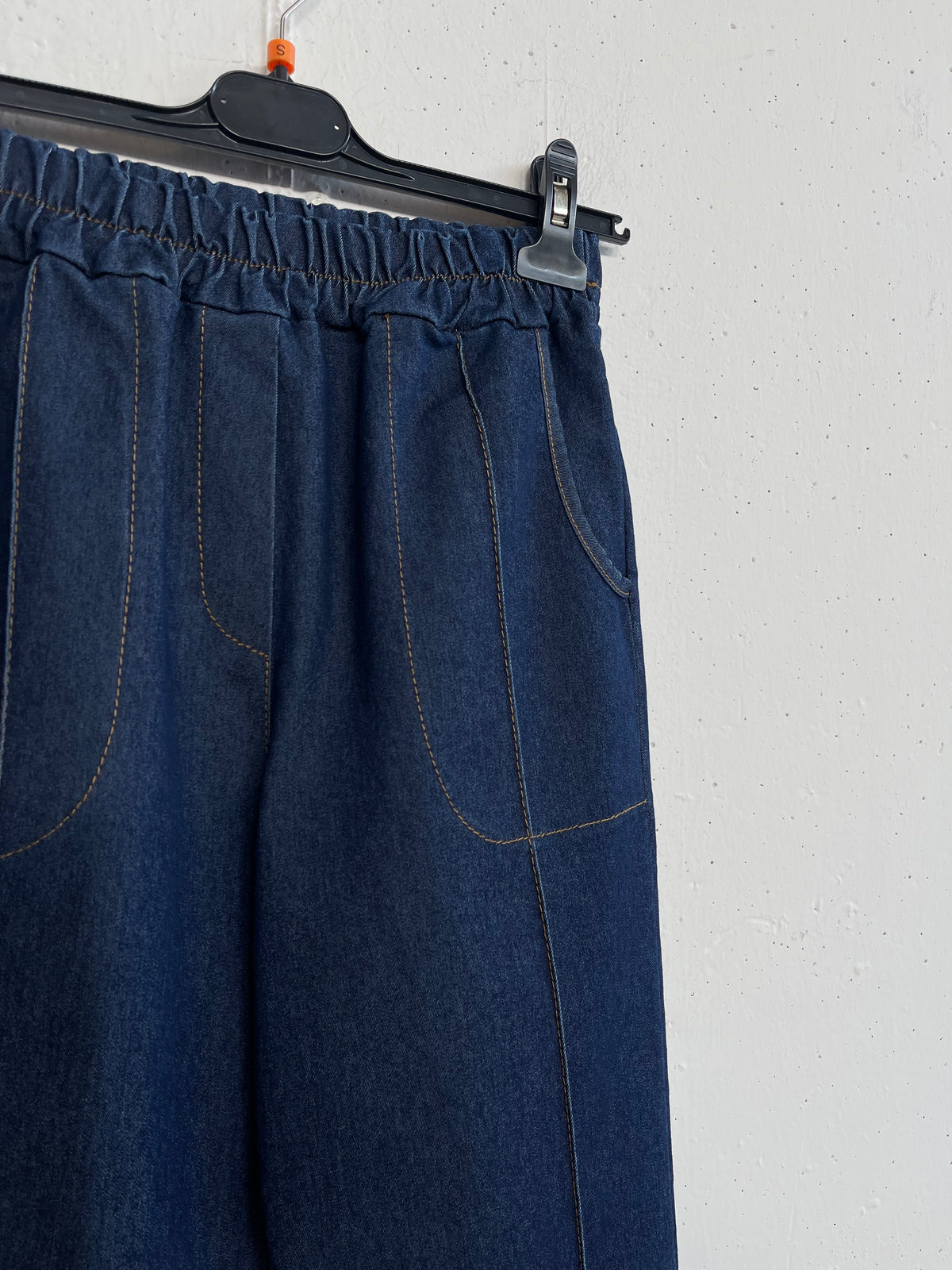 Pantalone tela jeans vestibilità a balloon