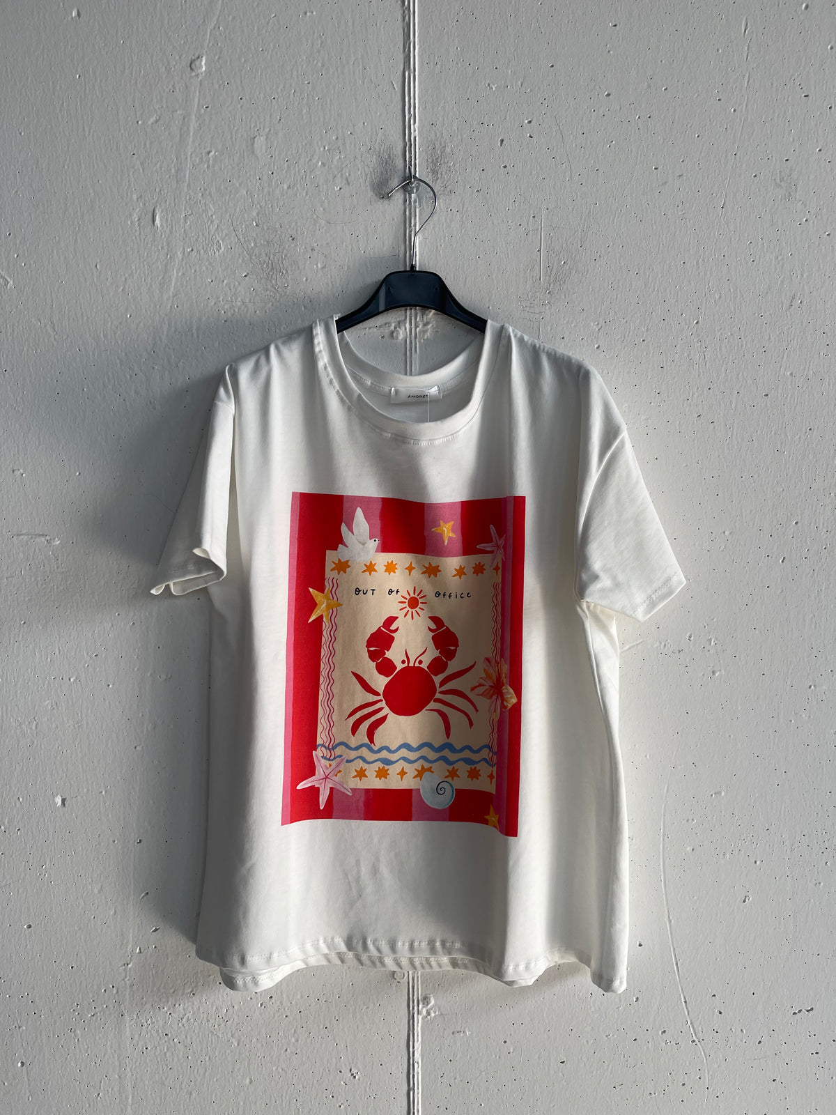 T-shirt OUT OF OFFICE