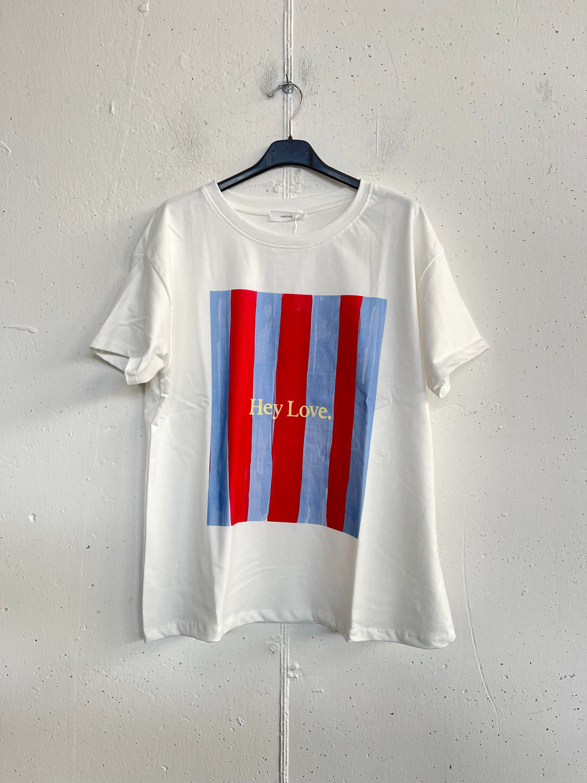 T-shirt HEY LOVE.