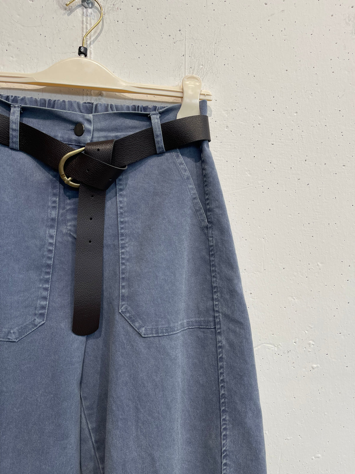 Pantalone a balloon con cintura