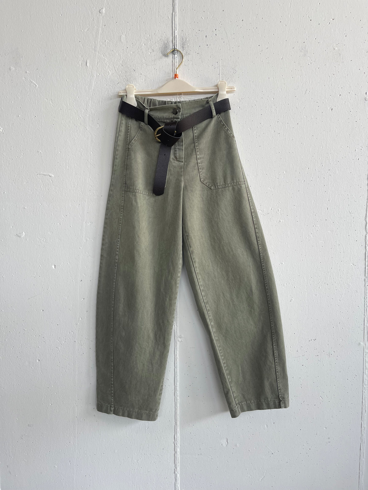 Pantalone a balloon con cintura