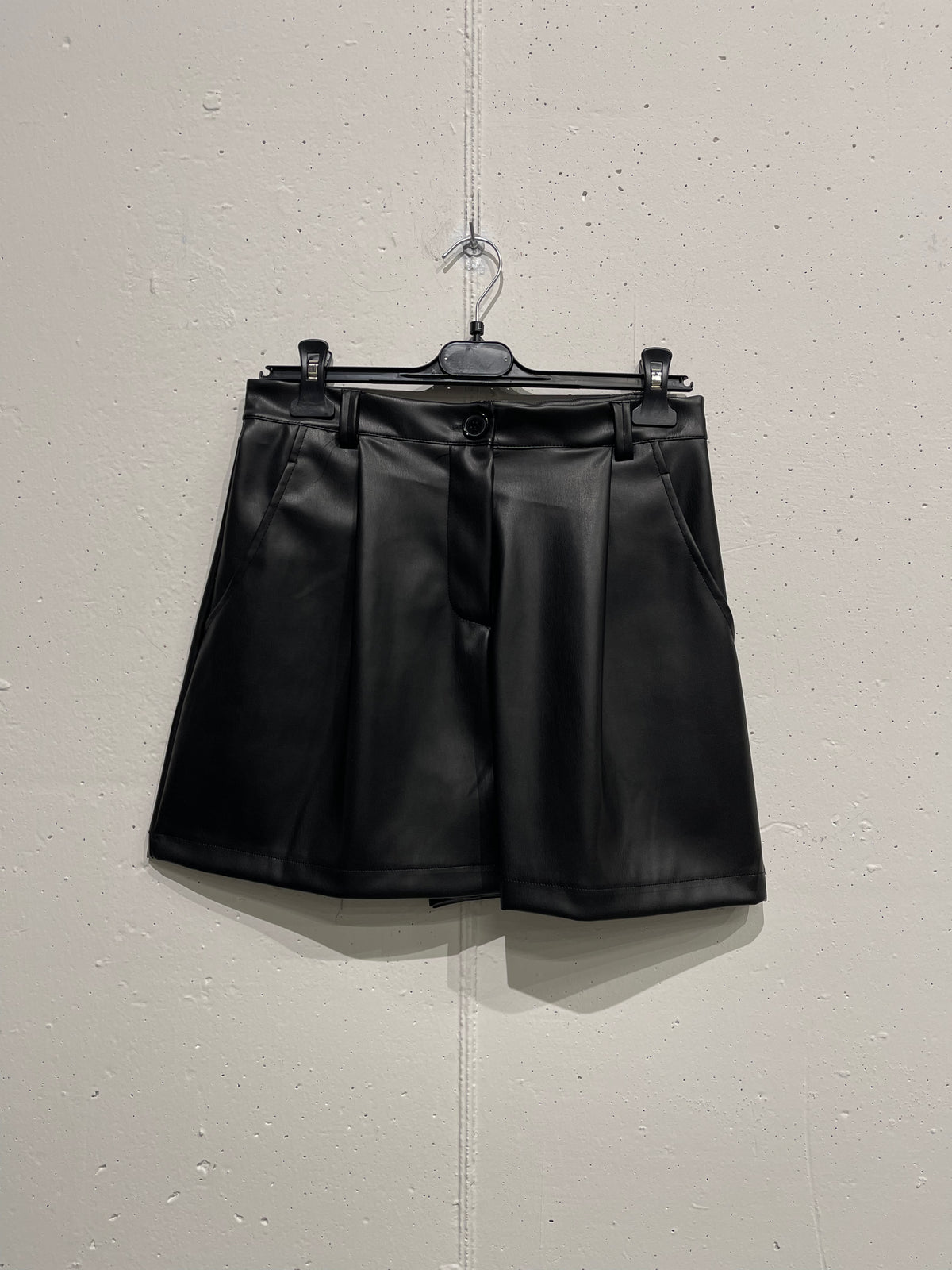 Shorts ecopelle